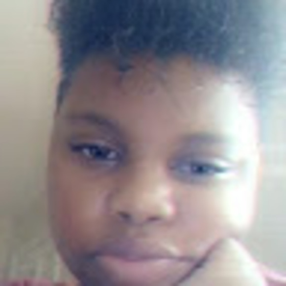 Meet your Posher, Kyra - Picture 1 of 1